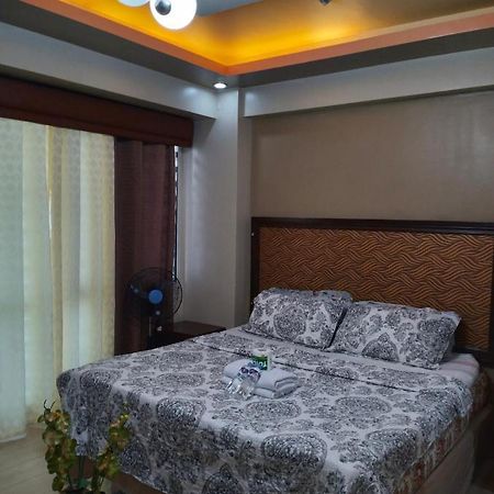 Pasay Condotel Near Resorts World & Airport Esterno foto